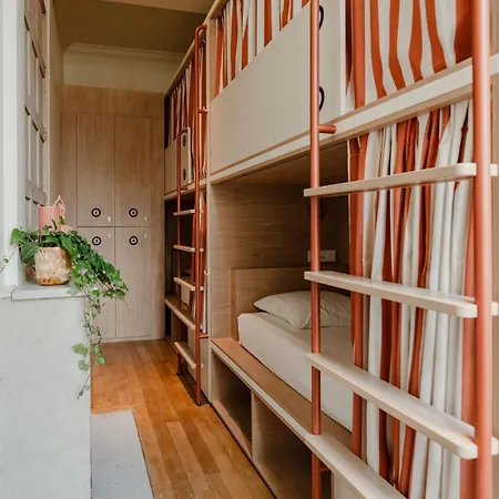 Хостел Centre Ла-Рошель