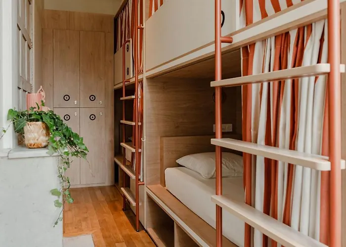 Hostal Centre La Rochelle (Charente-Maritime)