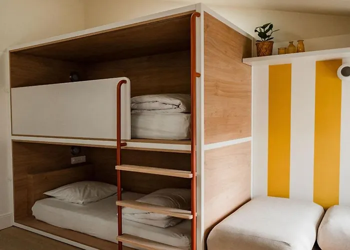 Centre Hostal La Rochelle (Charente-Maritime)